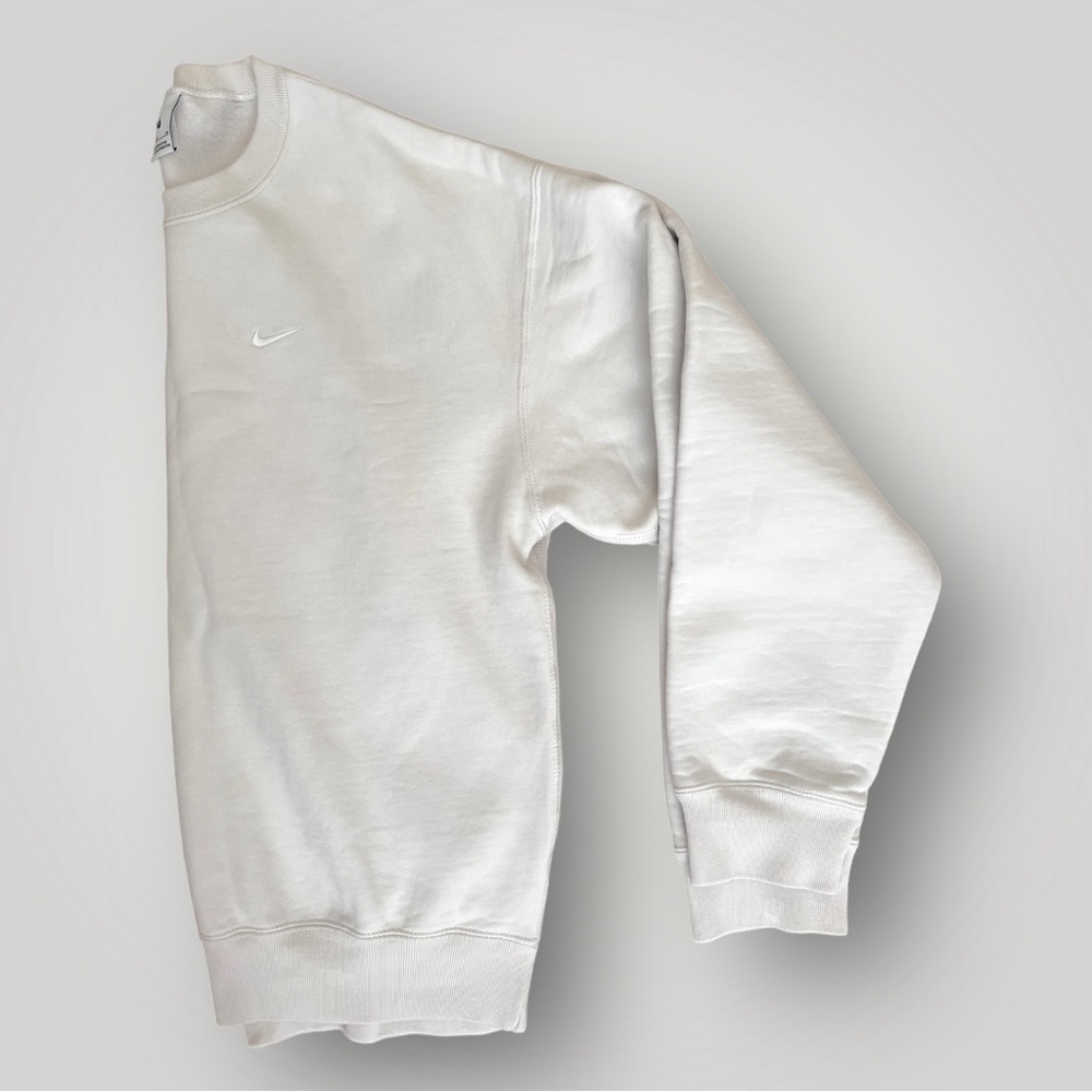 Nike White Classic Crew Neck Sweatshirt